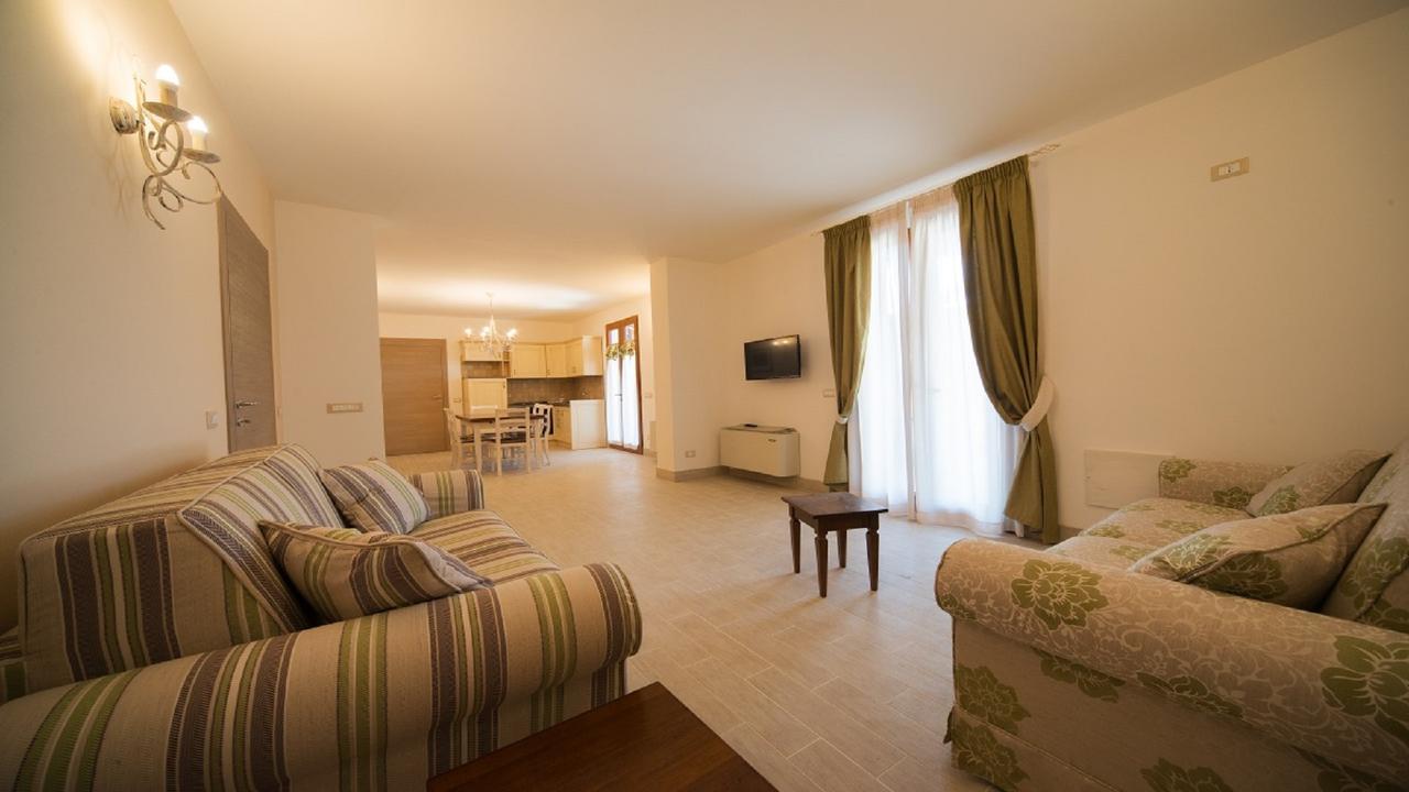 Agriturismo Deni Apartment Cenaia Екстериор снимка