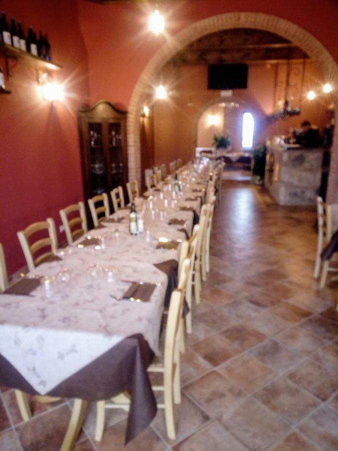Agriturismo Deni Apartment Cenaia Екстериор снимка